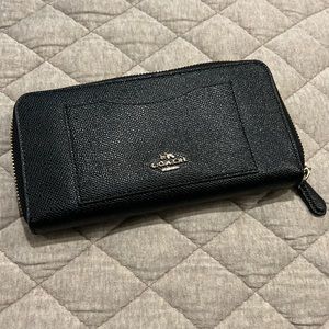 Black Leather Coach Wallet
